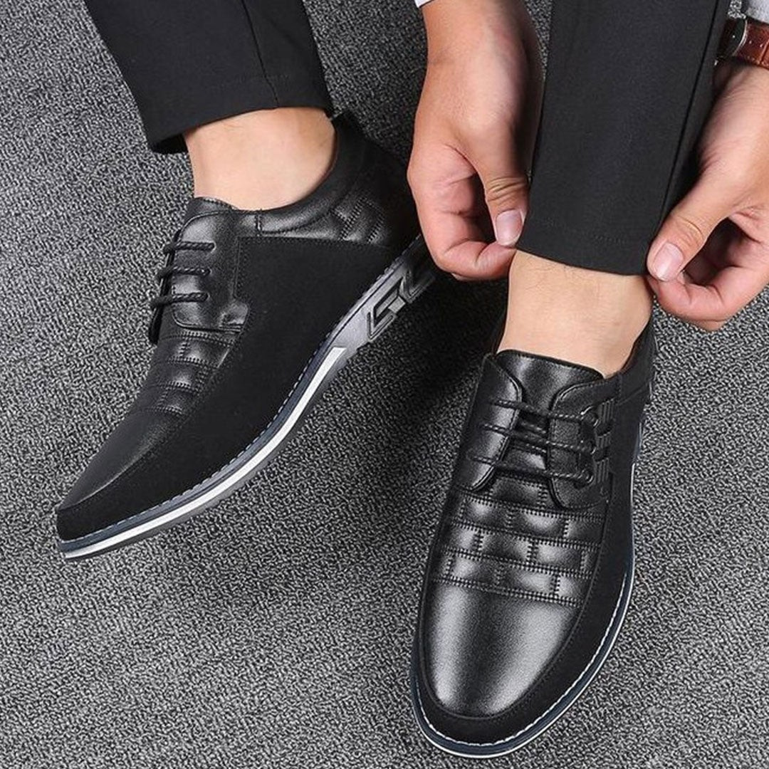 AURA | THE CLASSIC ULTRA-COMFORTABLE SUEDE