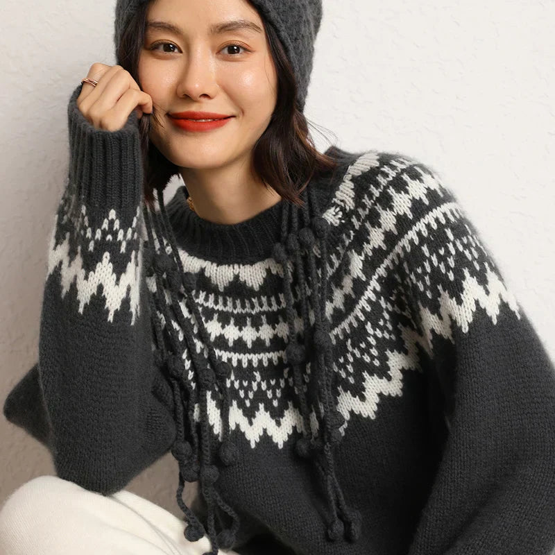AURA | KNITTED SWEATER