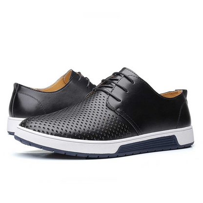 AURA | THE ULTRA-COMFORTABLE CLASSIC TRAINER