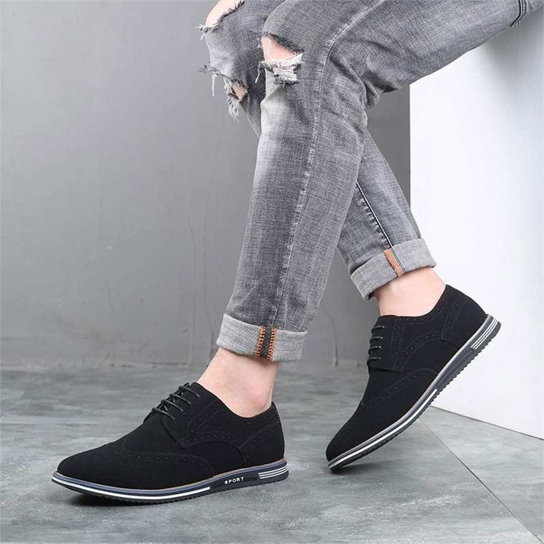 AURA | THE CLASSIC ULTRA-COMFORTABLE SUEDE